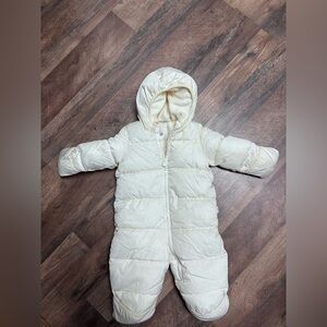 Baby Gap Ivory Snow Suit Size 6-12 Month Fleece Lined